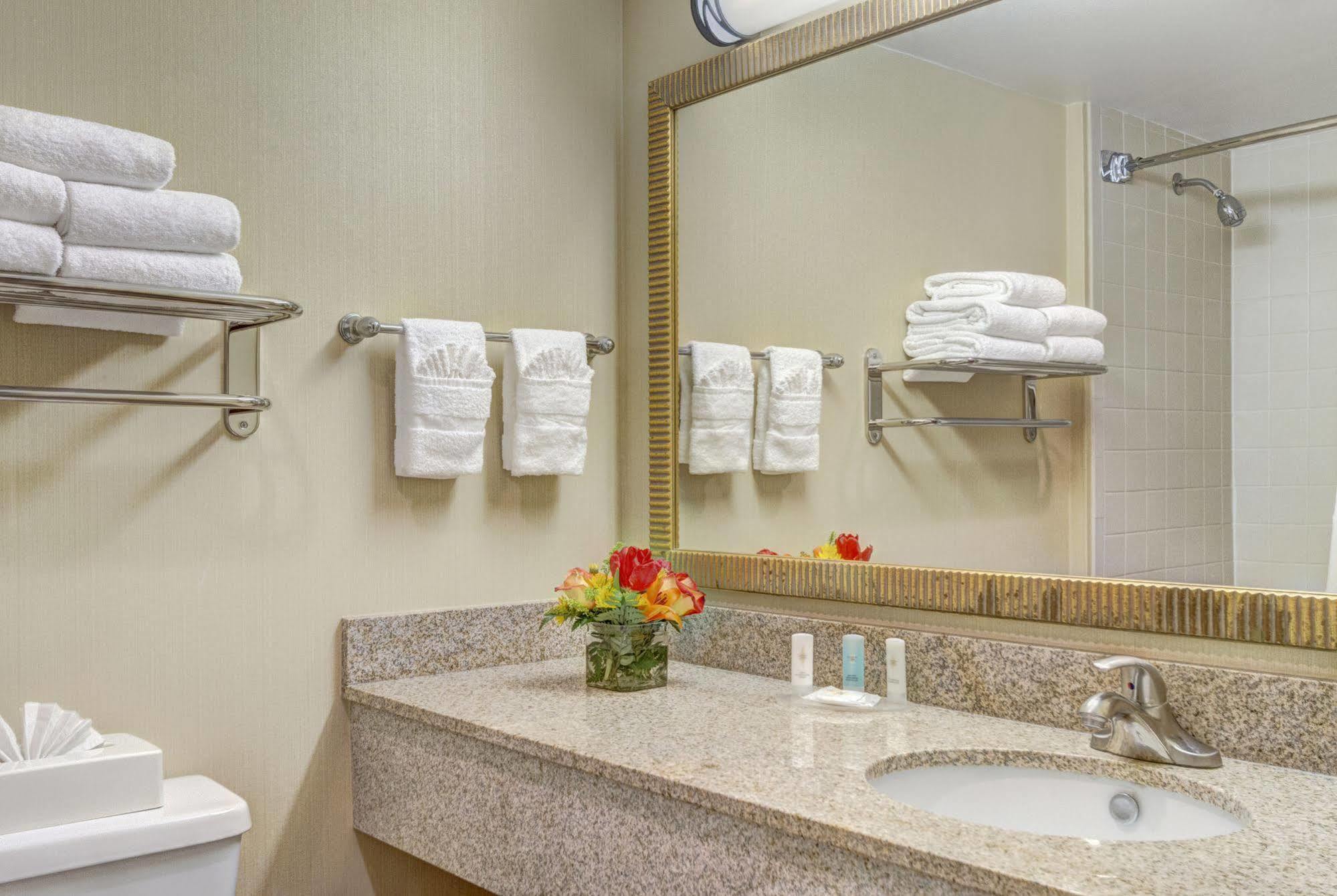 Fairfield & By Marriott West/mark Center 3* Alexandria