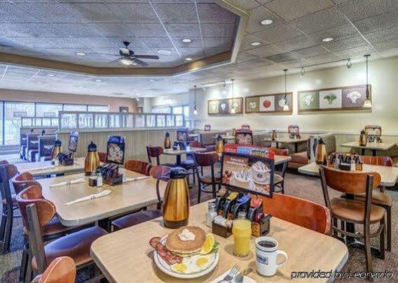 Fairfield & By Marriott West/mark Center Hotel Alexandria