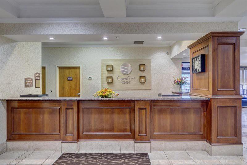 Fairfield & By Marriott West/mark Center 3*
