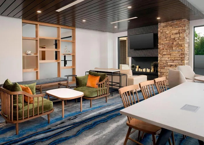 Fairfield Inn & Suites By Marriott Alexandria West/Mark Center