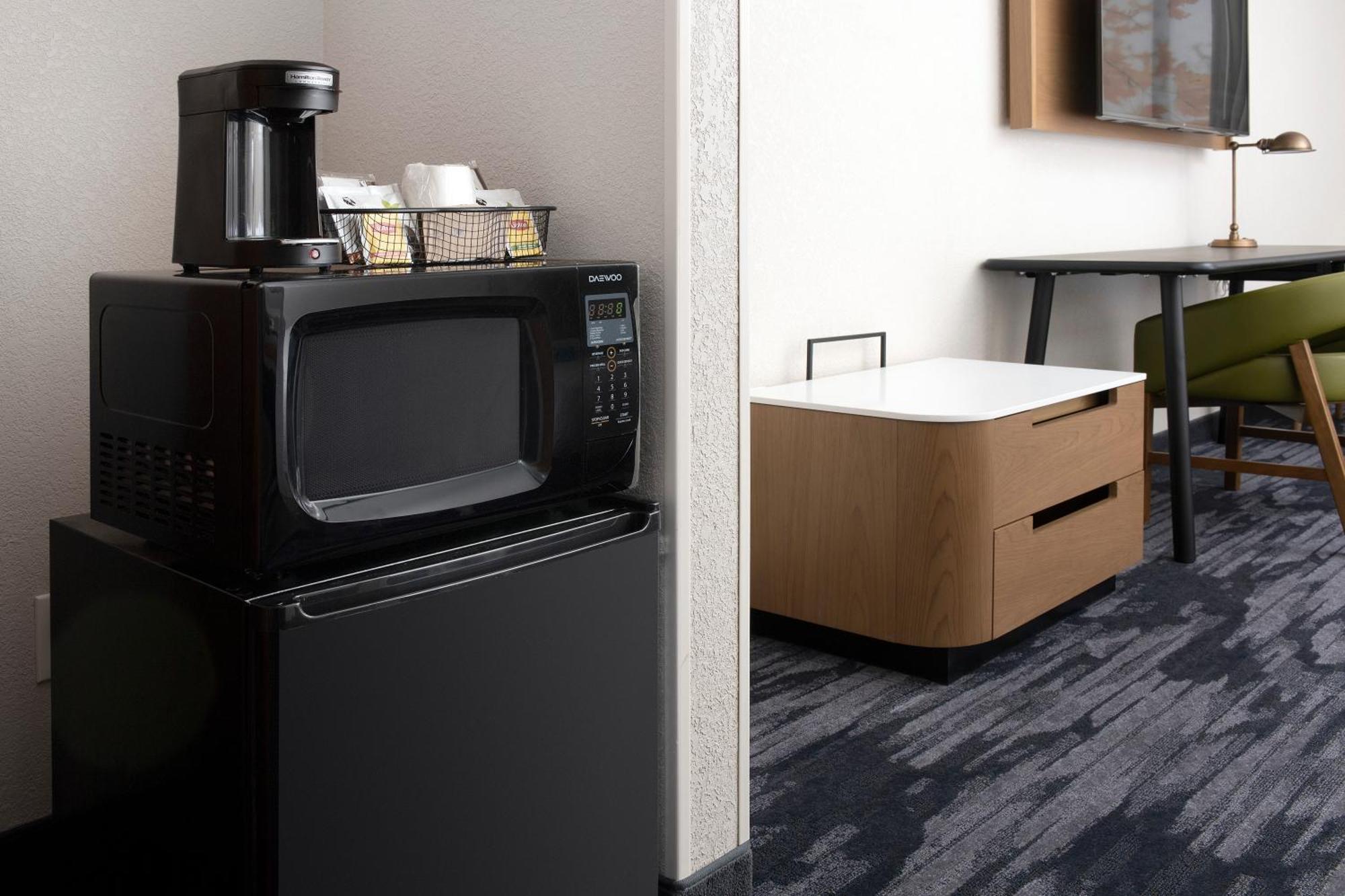 Fairfield & By Marriott West/mark Center Hotel