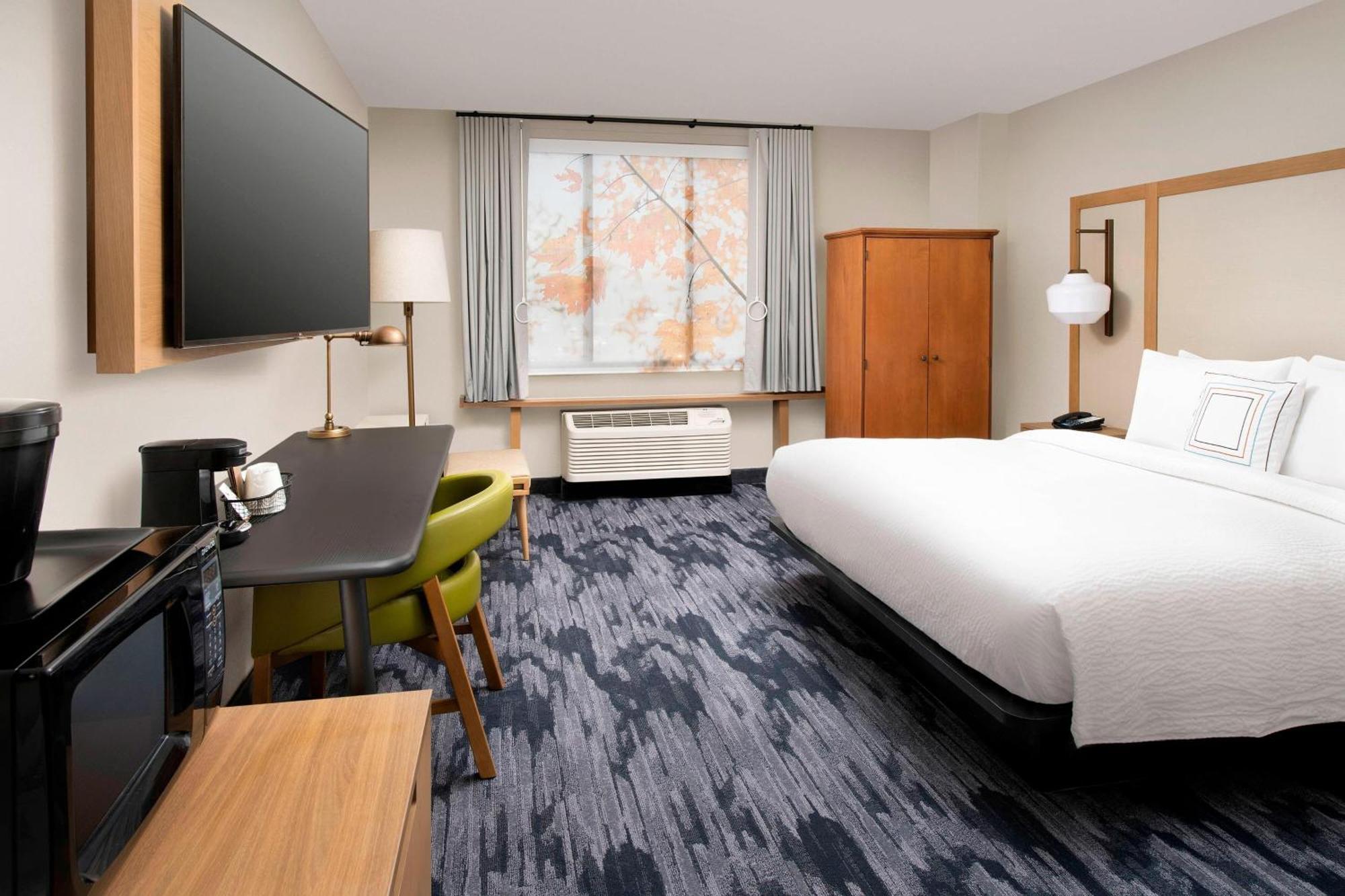 Fairfield & By Marriott West/mark Center Alexandria