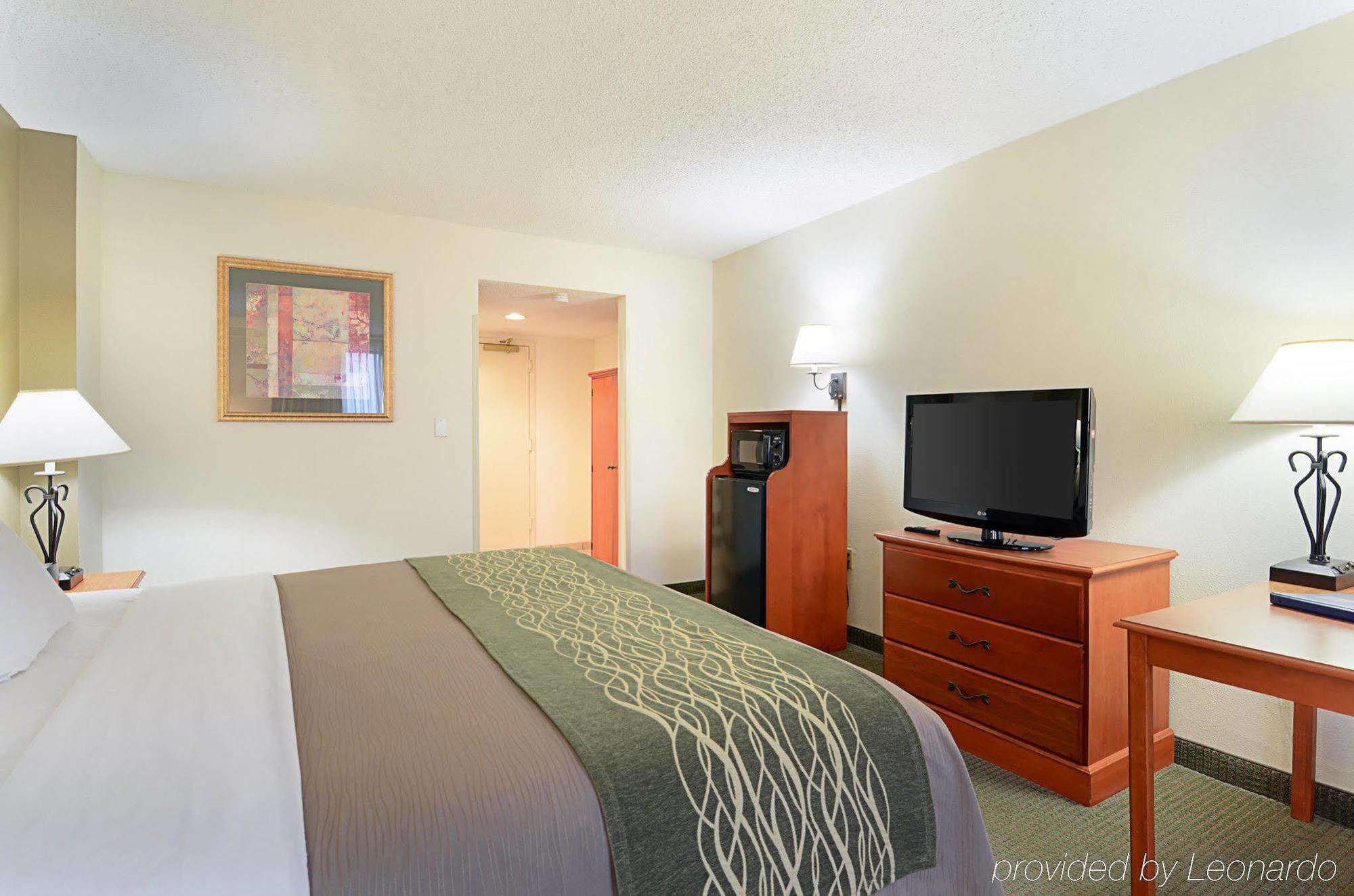 Hotel Fairfield & By Marriott West/mark Center Alexandria