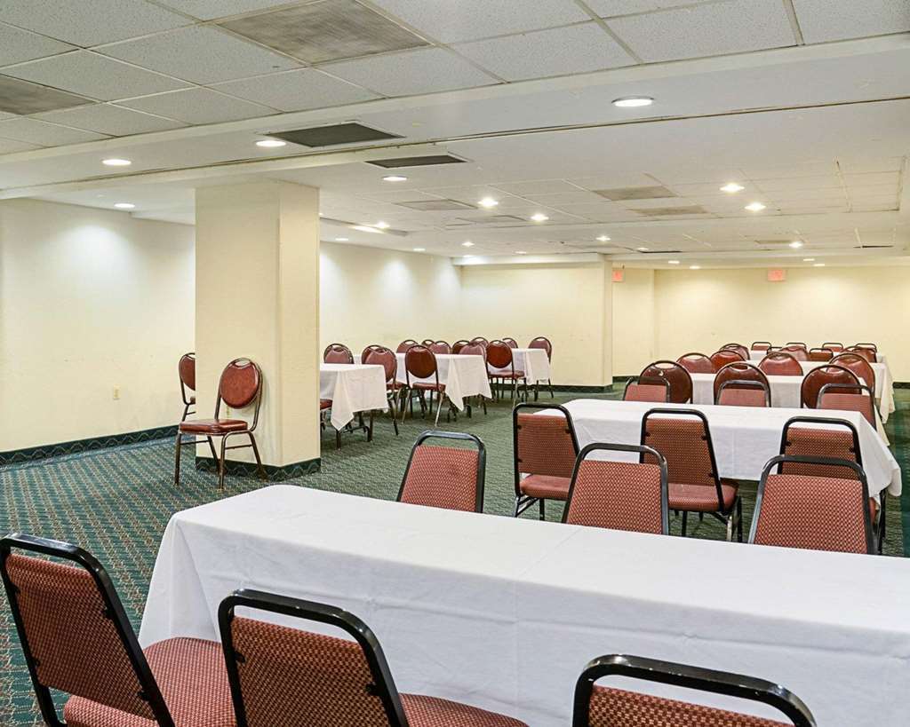 Fairfield & By Marriott West/mark Center 3* Alexandria