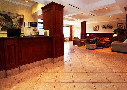 Fairfield & By Marriott West/mark Center 3*
